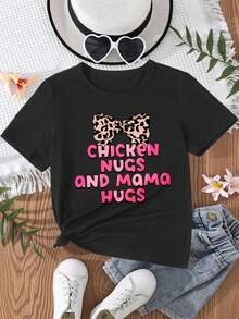 Camiseta de niña con la inscripción "chicken nugs and mama hugs" y lazo con estampado de leopardo, moderna, casual y versátil. - Negro - Ver 2