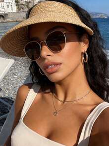 1 Pair Elegant Round Oversized Fashion Glasses, Vintage Personalized Casual Versatile Women's Eyewear, Suitable For Daily Wear, Street Photography, Vacation, Travel, Summer Beach Holiday, Outdoor, Travel Beach Accessory - Gold - View 3