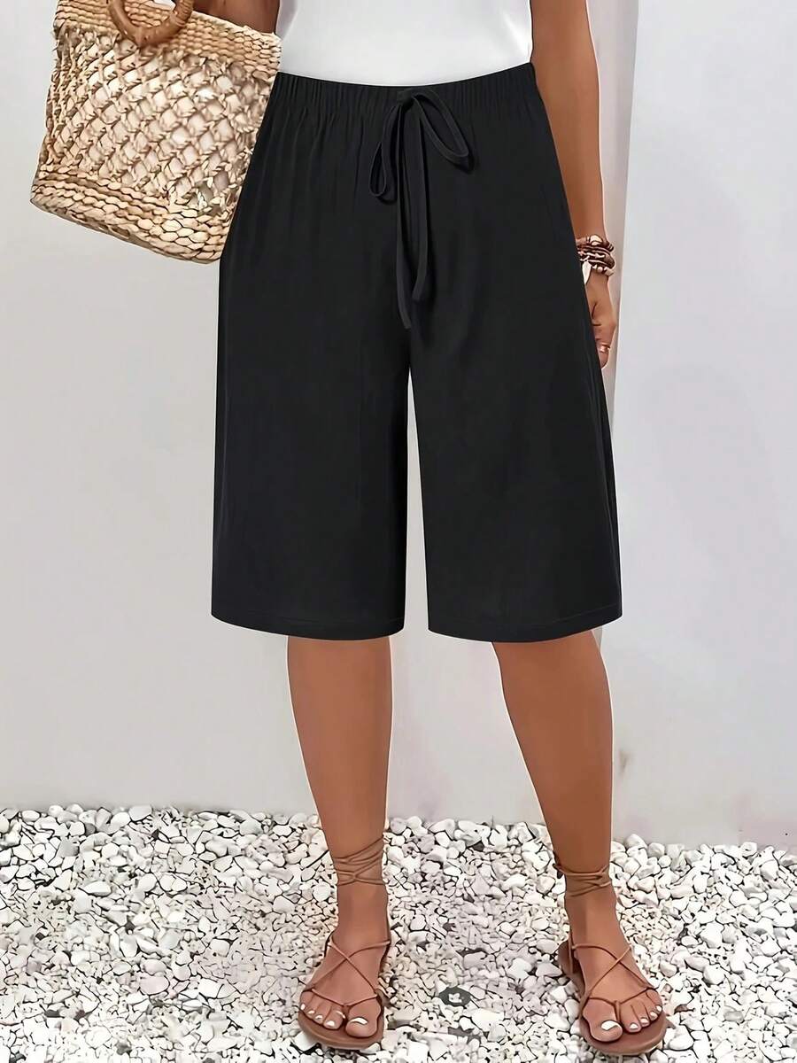 Fashionable Casual Shorts For Women, Mid-Length And Solid Color - Black - View 1