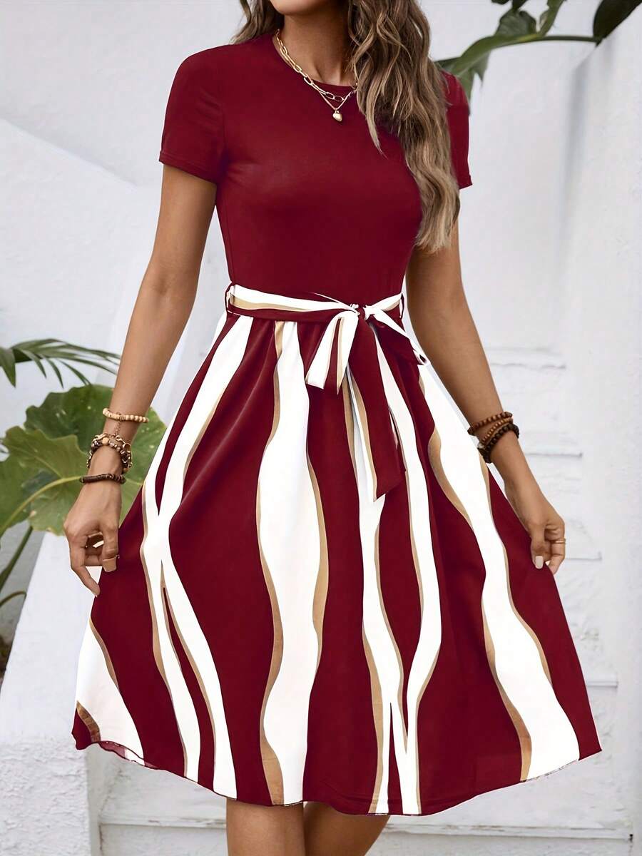 Elegant Summer Dress With Belt And Color Blocks For Everyday Wear, With Short Sleeves, For Cross-Border Women - 酒紅色 - 查看 1