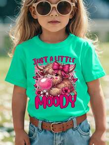 Girls' Short-Sleeved T-Shirt, Summer Style, With "JUST A LITTLE MOODY" Print, Showing A Cartoon Calf Blowing Bubbles With A Bow, Casual And Versatile NY Top - 綠色 - 查看 1
