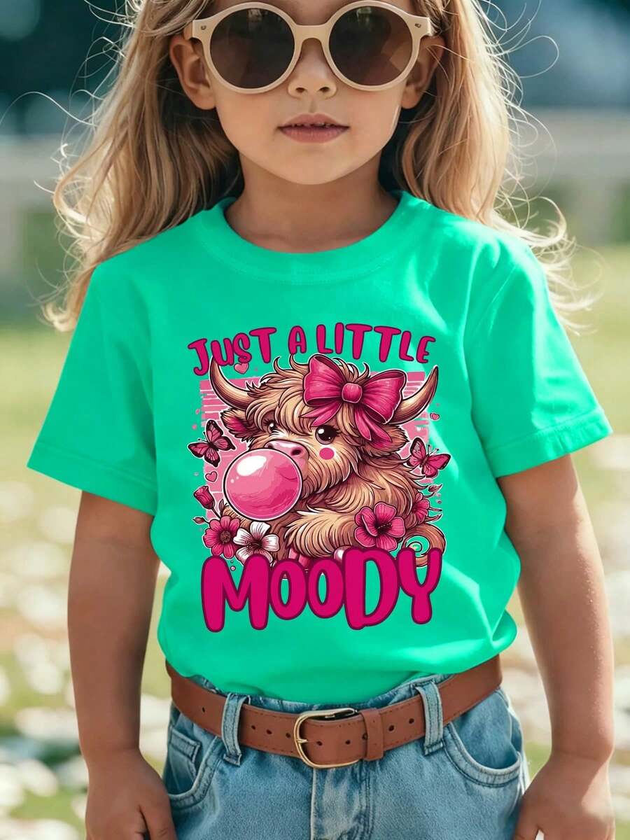 Girls' Short-Sleeved T-Shirt, Summer Style, With "JUST A LITTLE MOODY" Print, Showing A Cartoon Calf Blowing Bubbles With A Bow, Casual And Versatile NY Top - 綠色 - 查看 1