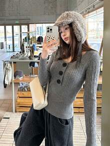 كنزة صوفية كاجوال كورية أنيقة بتصميم كبير للياقة وأزرار للزينة، بأكمام طويلة وقصة ضيقة، قطعة أساسية دافئة وأنيقة متعددة الاستخدامات - رمادي - مشاهدة 7