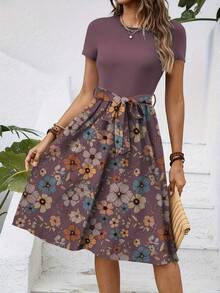 Vestido Midi Floral de Manga Corta y Cuello Redondo para Mujer, con Cintura Ajustable, Estilo Casual para Vacaciones de Verano - Morado - Ver 4
