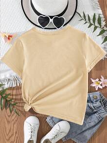 Girl's T-Shirt With The Inscription "Chicken Nugs And Mama Hugs" And A Leopard Print Bow, Modern, Casual And Versatile. - 卡其色 - 查看 3