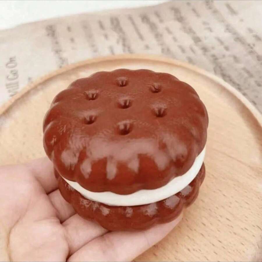 Juguete squishy de crema de chocolate suave y relajante de rebote lento, textura de silicona suave, juguete de comida realista para aliviar la presión, juguete portátil lindo, regalo suave y relajante de rebote lento, diseño de juguete suave y lindo para apretar, juguete realista para apretar
