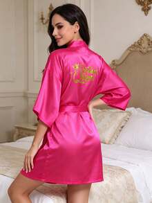 一件女童缎面真丝印花和服睡袍，轻盈透气，凉爽舒适，适合夏季穿着，柔软舒适，可作家居服或睡袍，适合生日派对、婚礼、度假、返校等场合，亦可作为礼物赠送。 - 玫瑰紅 - 查看 4