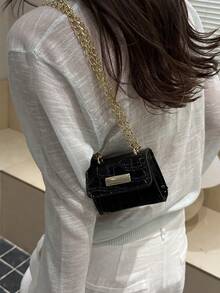 Bolso bandolera mini texturizado de verano 2025, bolso cuadrado versátil de moda con correa de cadena - Negro - Ver 5