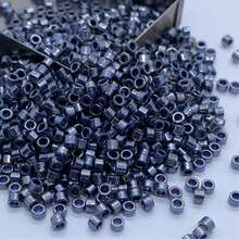 300顆 5g/包 2.5mm 粉色染芯玻璃珠，適合製作精美日常配戴珠寶或送給朋友的禮物，也可用於衣飾增添光彩 - 2.5mm金屬粉染芯古董12色 - 查看 10