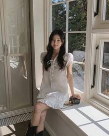 New Korean-Style Summer Collection For 2026: A Sweet And Gentle Mini Dress With Double Ruffles And A Ribbon Tie, Featuring A Half-Open Collar. - White - View 4