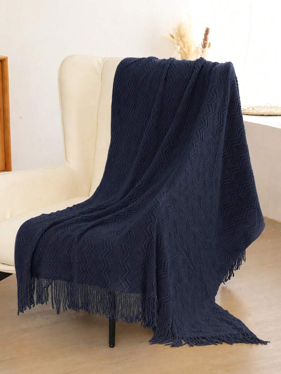 Comfortable Knitted Blanket With Ruffle Edge Detail, All-Season, Multi-Purpose And Cozy, Suitable For Camping, Sofa, Sunbathing And Napping, Camping Essential Ruffle Edge Knitted Blanket, Camping Blanket - The Three-curved Scarf Is Hidden Deep In Blue. - View 1