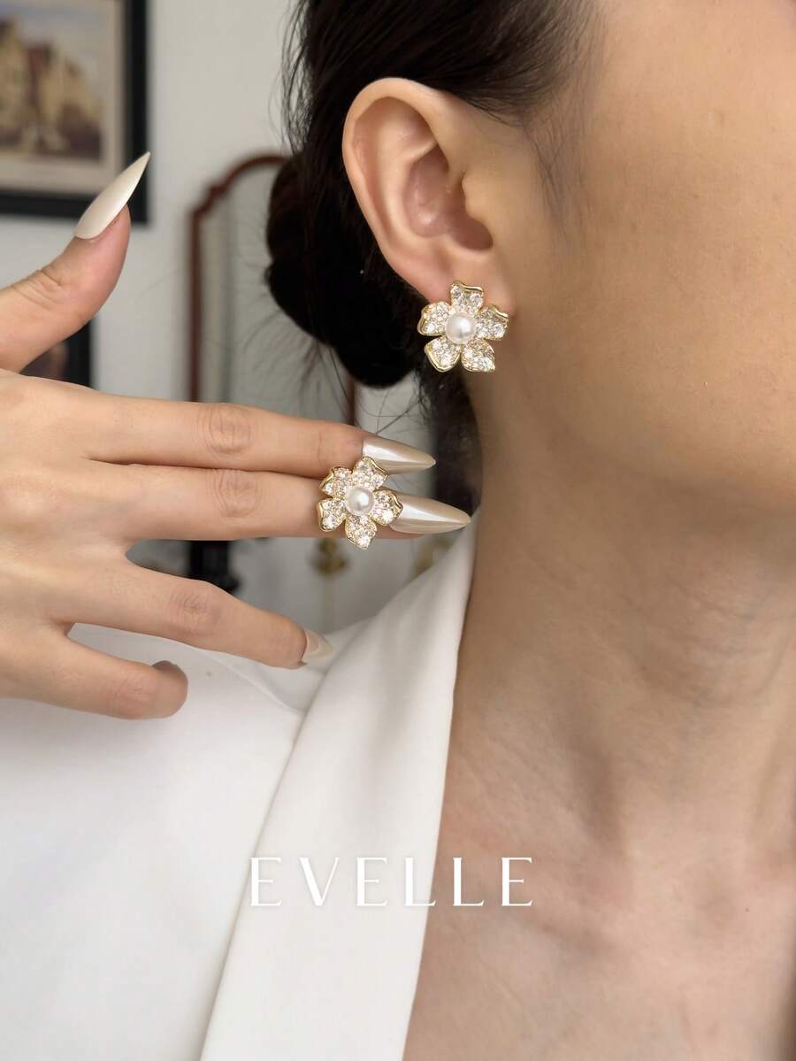 Bông tai vàng, bông tai mạ đồng vàng 18K thanh lịch & dễ thương, phù hợp đeo hàng ngày và dự tiệc - Vàng - Xem 1