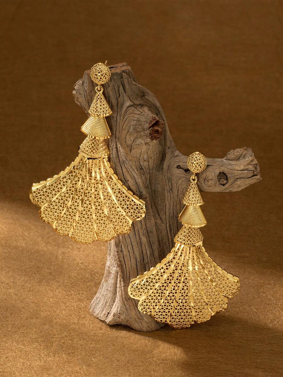 1 Pair Luxury Exquisite Shell Tassel 24K Gold Plated Earrings, Suitable For Women, Girls, Wedding, Daily Wear, No Packaging Box Included. - Gold - View 1
