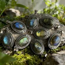 1 pieza Colgante de piedra natural para hombres y mujeres Colgante de labradorita con tonos iridiscentes azul & verde para la fabricación de joyas (No incluye cuerda de cuero) - Multicolor - Ver 6