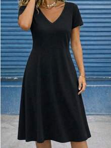 Women's Solid Color V-Neck Short Sleeve Casual Dress - Black - View 3