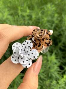 Y2K 黑白波點 3D 玫瑰戒指，附彩色山茶花設計，極簡日常女款戒指，適合約會與情人節 - 彩色 - 查看 6