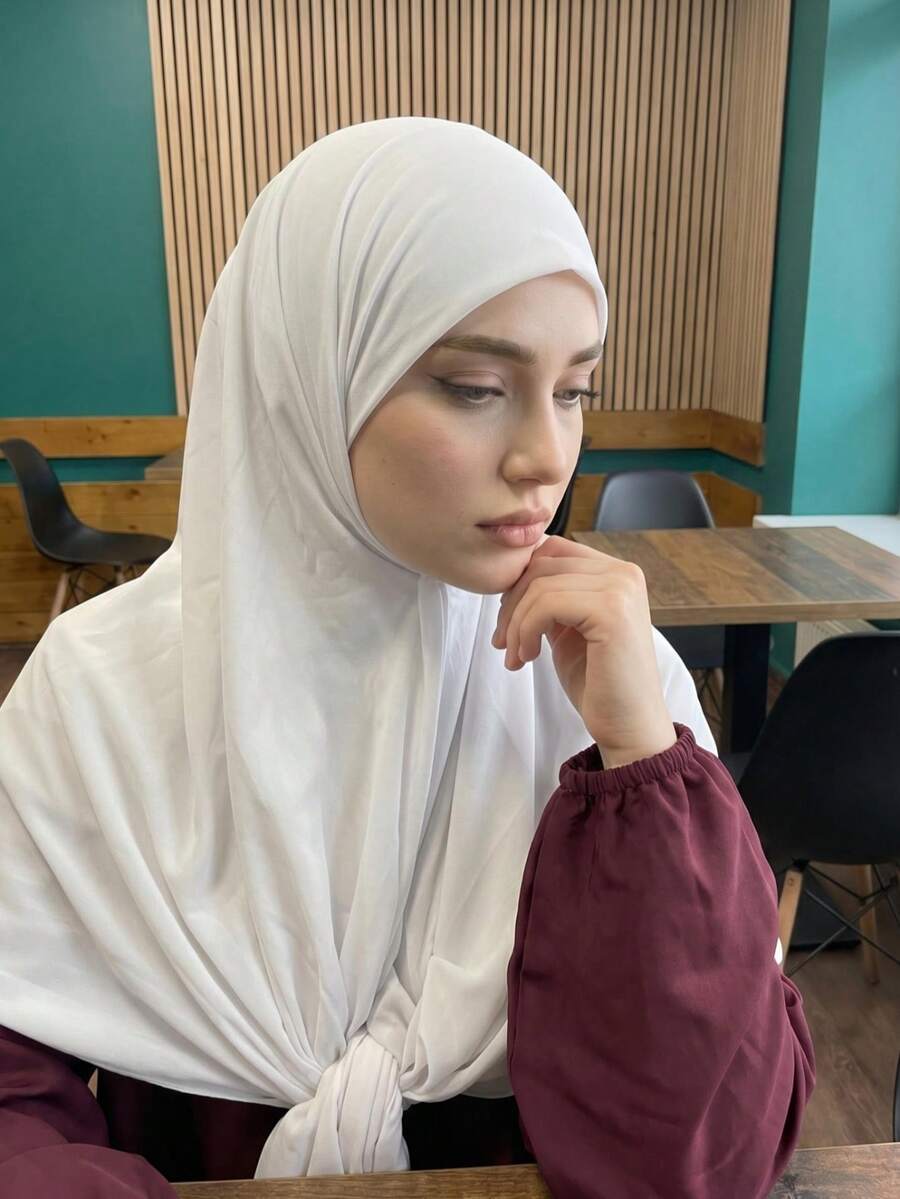 1 buah Hijab Muslim Chiffon Pelindung Matahari Bentuk Persegi untuk Pantai, Warna Polos, Kasual, Ukuran Besar 140*140cm - Putih - View 1