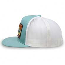 Gorra Ajustable Snapback con Diseño de Vida Silvestre de Red Dirt Hat Company - Café/Blanco - Ver 2