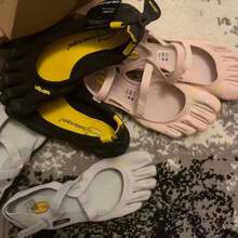Women Shoes Fivefingers Pure Original  Five Sports Shoes Fingers Training Fitness Anti-Slip Mesh Shoe Split-Toe Women Sneakers - 7 - View 1