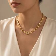 1pc Vintage Glamorous 18K Gold Plated Zirconia Square Pig Nose Pendant Necklace, Unisex, Suitable For Daily Wear And Party - Gold - View 3