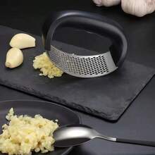 Stainless Steel Garlic Press, Manual Garlic Crusher, Multi-Functional Kitchen Tool, Suitable For Chopping, Crushing And Grinding Garlic Cloves, Garlic Mashing Tool, Garlic Chopper - Multicolor - View 12