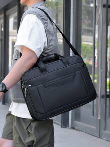 1pc Men's Business Travel Bag, Vintage Crossbody Handbag Design, Large Capacity Shoulder Bag, Zipper Closure, Adjustable Strap, Commute, Shopping, Daily Multi-Functional - Black - View 3