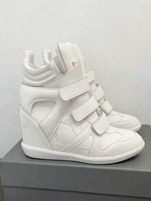 白色