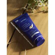 Nivea Intensive Moisture Hand Cream 75ml - Lavender - View 4