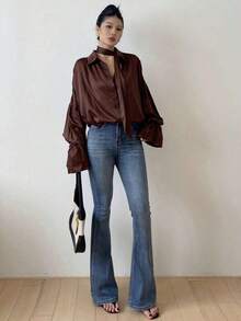 Jeans acampanados de tiro bajo con lavado azul, de ajuste ceñido y elástico, para todas las estaciones - Negro - Ver 6