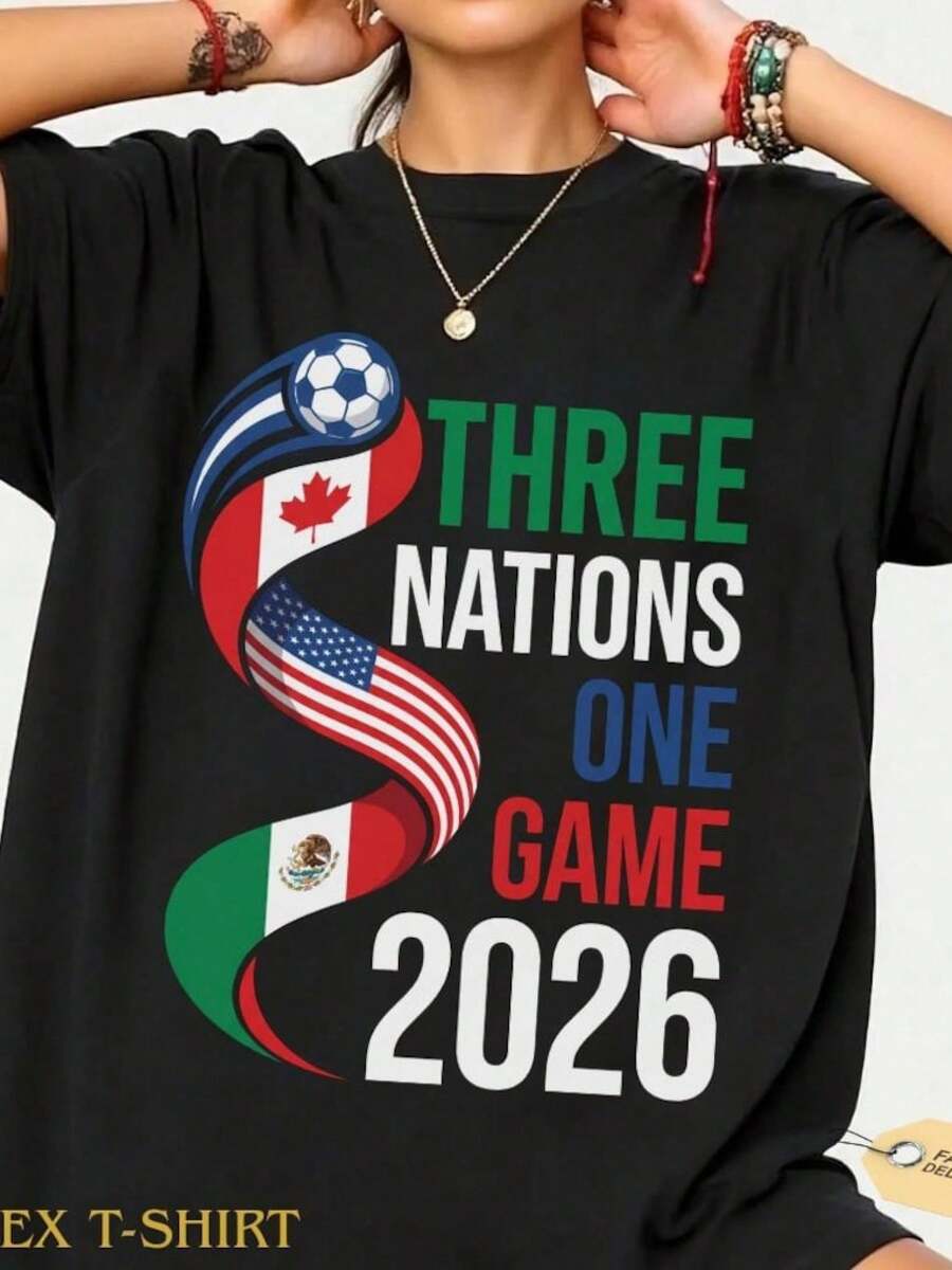 Camiseta "Tres Naciones, Un Juego 2026", regalo para fanáticos de la copa de fútbol de EE. UU., Canadá y México, camiseta gráfica para seguidores del fútbol. - Negro - Ver 1