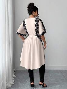 con top de cuello en V de manga corta con estampado, botones delanteros y cintura elástica alta, y pantalones con cintura elástica, elegante para la oficina y el día a día, primavera/verano - Negro - Ver 1