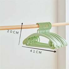 10 perchas de plástico para ropa de adulto, perchas de exhibición con hombros anchos, antideslizantes, para colgar ropa, organizador de perchas para abrigos de estudiantes (C, 10 piezas) (B 10 piezas) - C - Ver 3