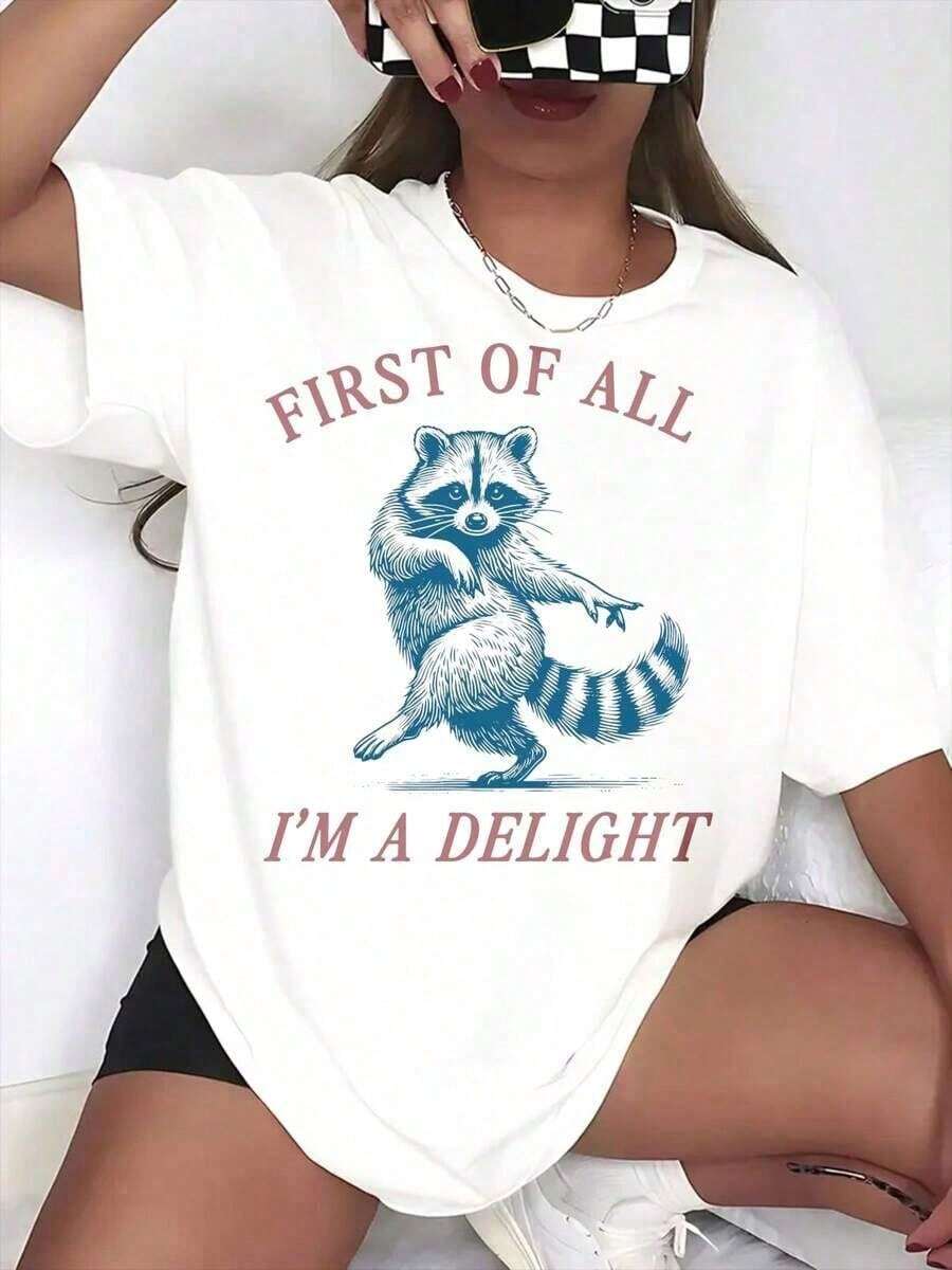 Women's Clothing. Women's Clothing 100% Pure Cotton. "First Of All, I'm A Raccoon" Graphic T-Shirt For Women. Casual Loose-Fitting T-Shirt With A Fun Animal Print, Ideal For... - 白色 - 查看 1