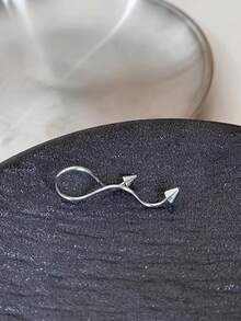 Spike Cone Twist Helix Ear Cuff Piercing, Punk Stainless Steel Double Spike Cartilage Ear Wrap, Gothic No Piercing Ear Jewelry For Women - Silver - View 5