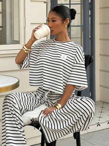 Conjunto de camiseta de manga corta y pantalones casuales holgados de punto a rayas para mujer, nuevo para el verano - Rojo y blanco - Ver 8