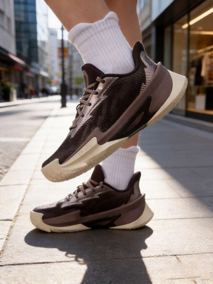 Under Armour 儿童篮球鞋 GS CURRY 系列 7,舒适简约缓震运动篮球鞋 6013297-256 - 6013297-256 - 查看 1