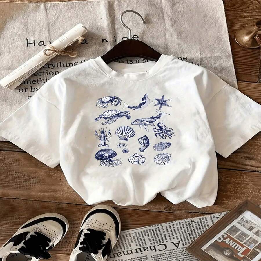 Plus-Size Women's Casual Short-Sleeved T-Shirt With A Marine Life Print Featuring Starfish And Seashells. A White, Crew-Neck Top That's Loose-Fitting And Breathable. - 白色 - 查看 1