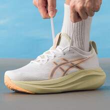 أحذية الجري الرياضية الكاجوال خفيفة الوزن وقابلة للتنفس من شبكة ASICS GEL-NIMBUS 27 للرجال - أبيض (مقاسه صغير، اطلب مقاسًا أكبر) - مشاهدة 3