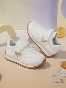 1雙新款米色刺繡休閒兒童運動鞋，愛心裝飾女童跑步鞋，舒適布料內裡，適合學校、室內、戶外、走路、校園活動及四季穿著 - 米色 - 查看 3