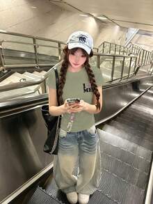 女款愛心與字母印花方領短袖T恤，美式辣妹風夏季小眾獨特上衣休閒款 - 豆沙綠 - 查看 4