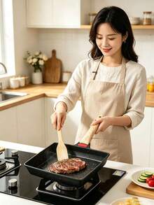 Non-Stick Japanese Egg Omelette Pan, Rectangular Shape, Suitable For Cooking Egg Omelets, Egg Rolls, And Egg Pancakes. It Is Suitable For Use On Gas Stoves And Is A Must-Have Cooking Utensil For The Kitchen - View 2