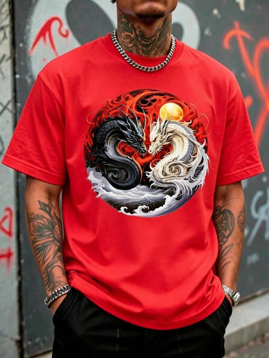Men's Loose Fit T-Shirt, Realistic Illustration In Oriental Art Style In Yin Yang Circle, A Black Dragon With Red Flames And Golden Sun. - 紅色 - 查看 1