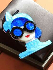 1pc Fashionable Girl With Headscarf Acrylic Brooch, Blue Cartoon Character Pin For Clothing, Jacket, Backpack Accessory Gift, Color May Vary Slightly Between Batches - Blue 2 - View 4