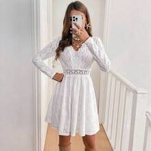 White Embroidered Mini Dress With Cutouts, V-Neck, Long Sleeves, Lace Waist, A-Line Skirt, Breathable Fabric For Coastal Holidays And Maritime Photoshoots - 白色 - 查看 4