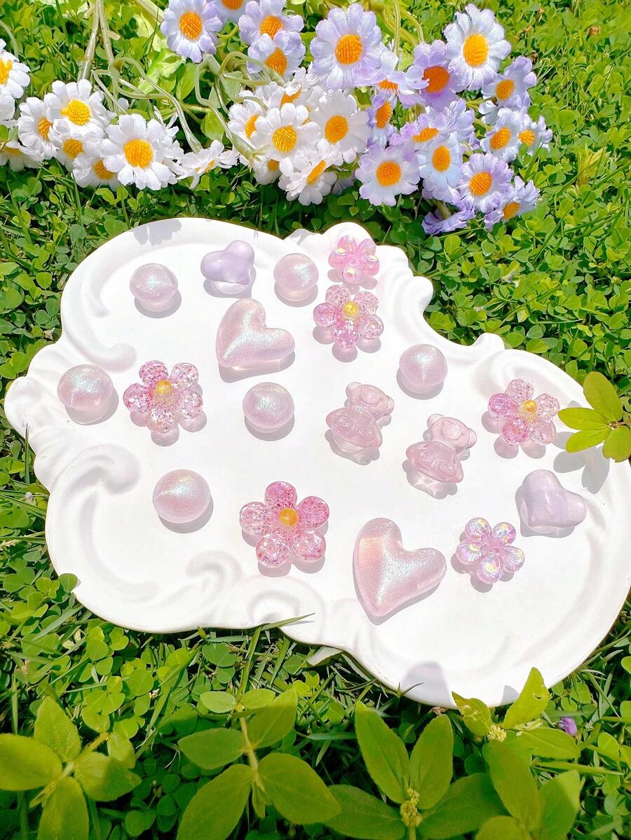 18pcs Cute Detachable Shoe Charms DIY Accessories For Women's Sandals, Fun Personalized Shoe Decoration, Perfect Gift For Holiday Parties - Pink - View 1