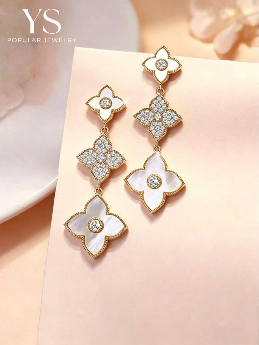 Anting Menjuntai - bunga dengan tiga simpul, empat kelopak - View 1