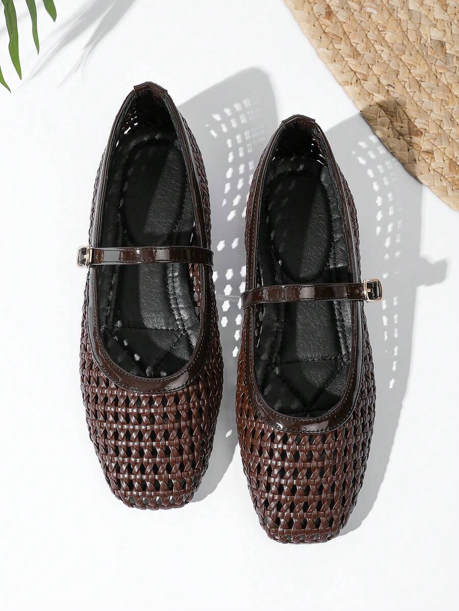 JiaYunNvXie 2026 Mary Jane Retro Woven Breathable Mesh Shoes, Versatile Hollow-Out Square Toe Commuter