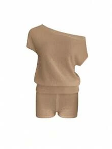 Conjunto casual de playa para mujer - Top de punto con hombros descubiertos de unicolor y shorts de pierna recta, adecuado para usar en primavera y verano - Caqui - Ver 1
