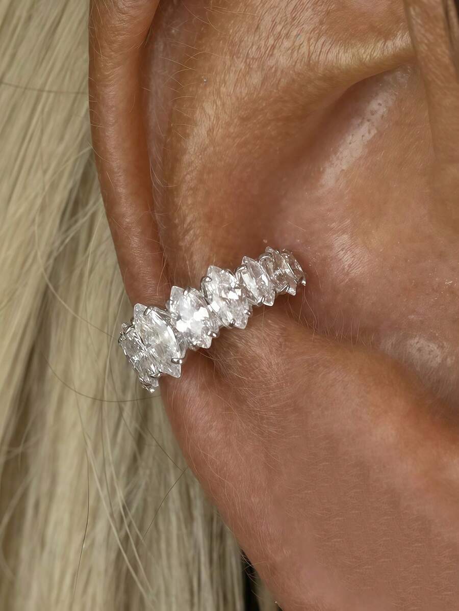 1pc Minimalist Inlaid Cubic Zirconia Exquisite C-Shaped Ear Cuff, Perfect Choice For Women's Daily Wear, Dating, Party Fashion Matching - Silver - View 1