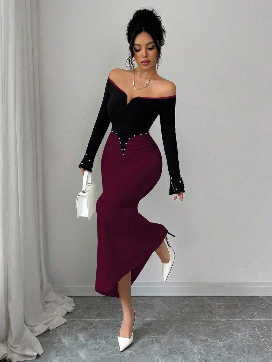 Elegante vestido de punto de manga larga con hombros abiertos y detalles de perlas falsas para primavera - Burdeos - Ver 1